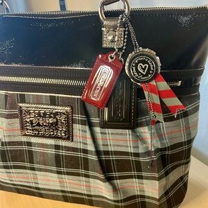 Coach Poppy Tartan Tote NWT